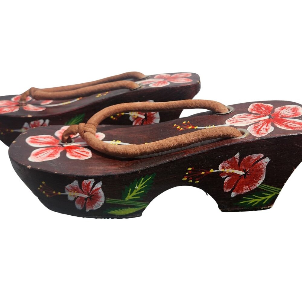 Vintage Fleak Painted Wooden Platform Shoes - Tropical Hibiscus Floral Art - Picture 4 of 7